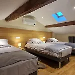 Cosy A Avec Climatisation Et Parking Optionnel - Fr-1-584-390 *