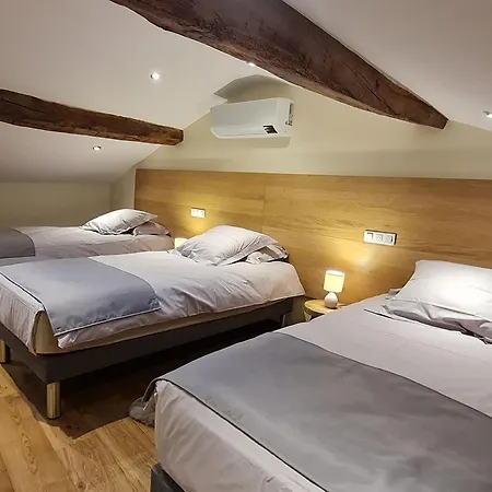 Cosy A Avec Climatisation Et Parking Optionnel Briey