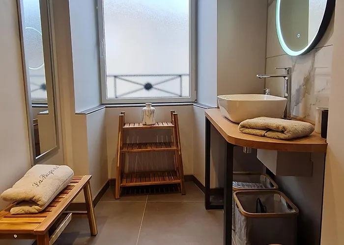 Appartement Cosy A Avec Climatisation Et Parking Optionnel - Fr-1-584-390 Briey